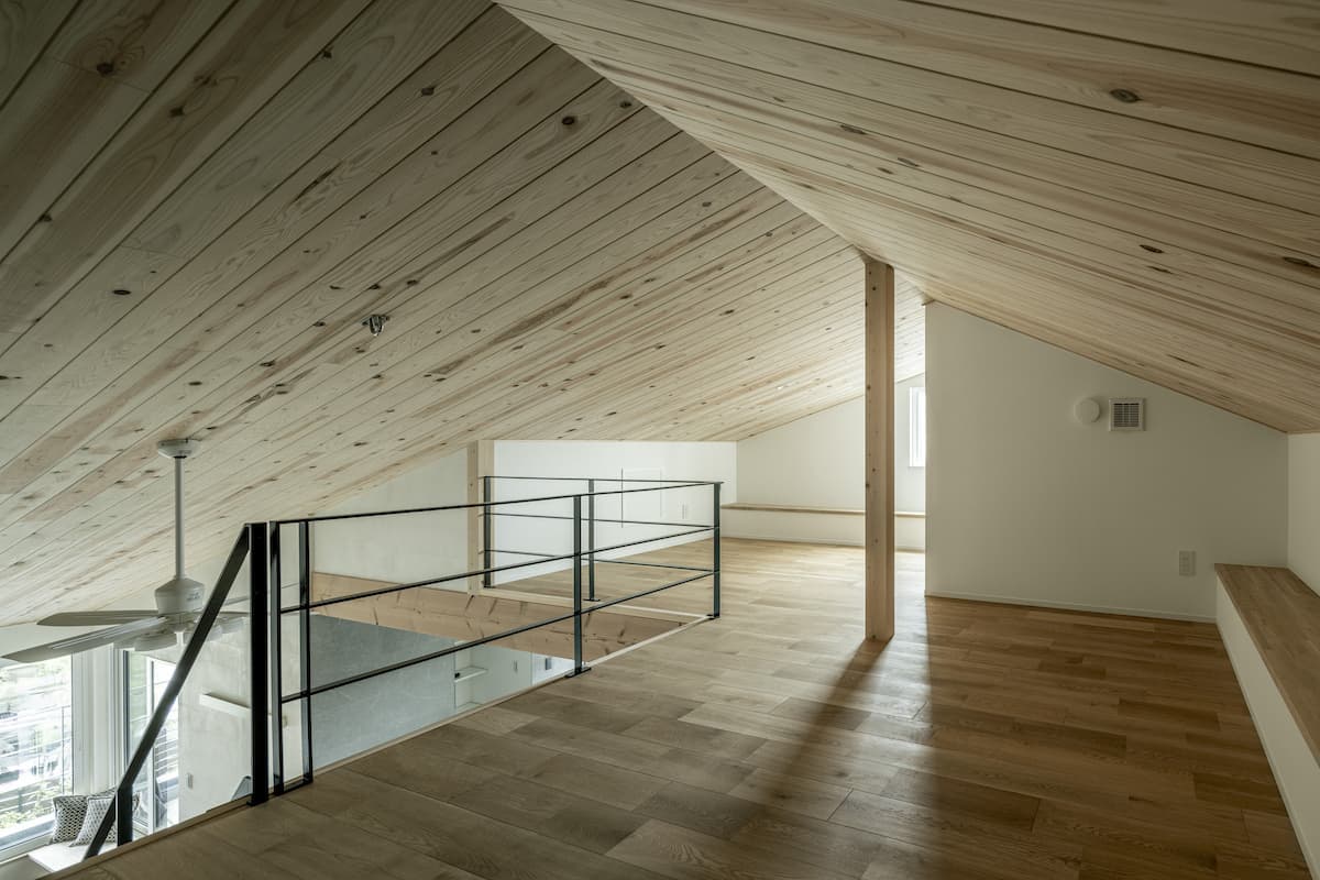 サウナ付きガレージハウスの実例